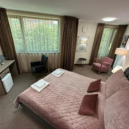 аврора 2* Хасково