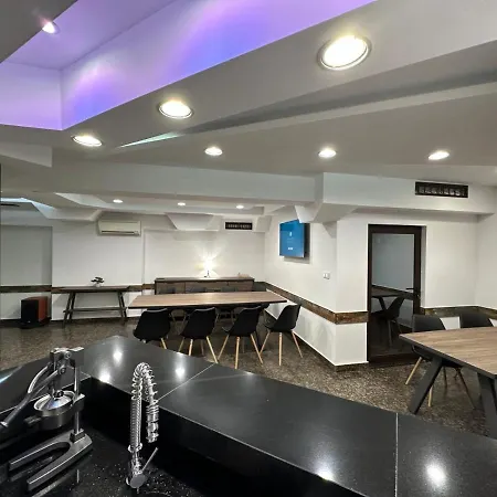 аврора 酒店 2*