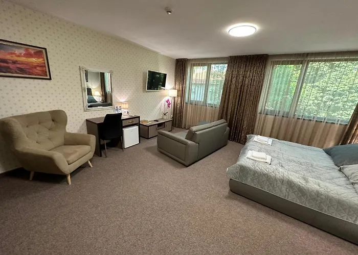 Hotell аврора 2*