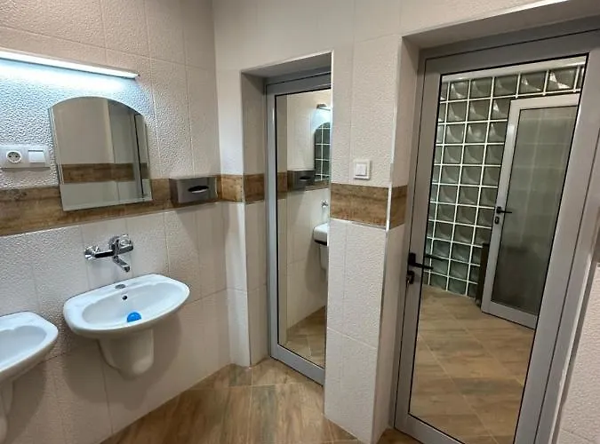 Hotell аврора 2*